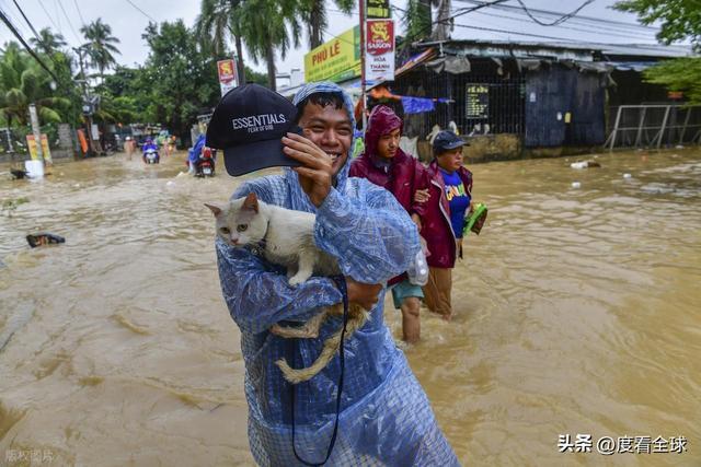 千年古城变泽国！越南暴雨致 41 死百万民众盼救援破局(图16)